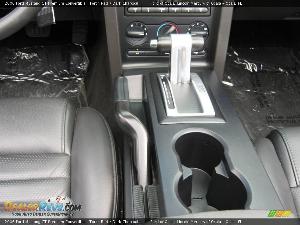 2006 Ford Mustang GT Premium Convertible Torch Red / Dark Charcoal Photo #26