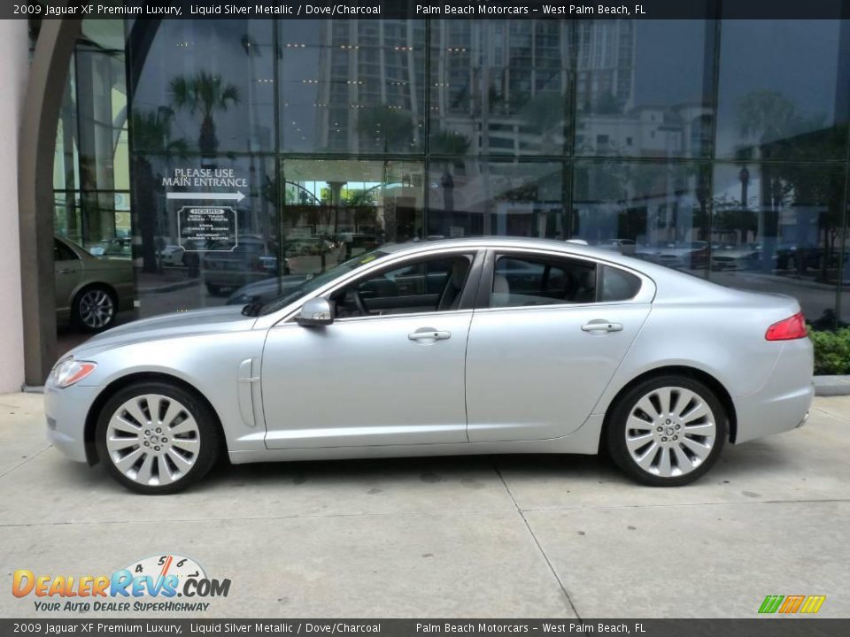 2009 Jaguar XF Premium Luxury Liquid Silver Metallic / Dove/Charcoal Photo #3