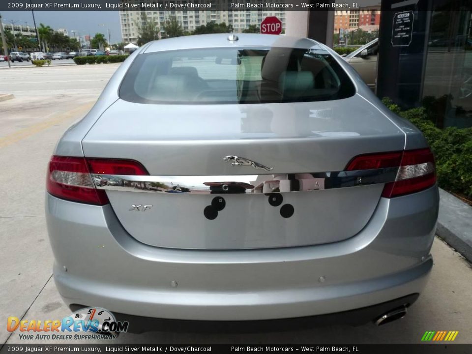 2009 Jaguar XF Premium Luxury Liquid Silver Metallic / Dove/Charcoal Photo #5