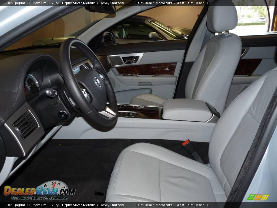 2009 Jaguar XF Premium Luxury Liquid Silver Metallic / Dove/Charcoal Photo #15