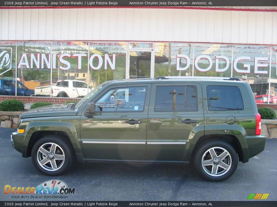 2009 Jeep Patriot Limited Jeep Green Metallic / Light Pebble Beige Photo #1