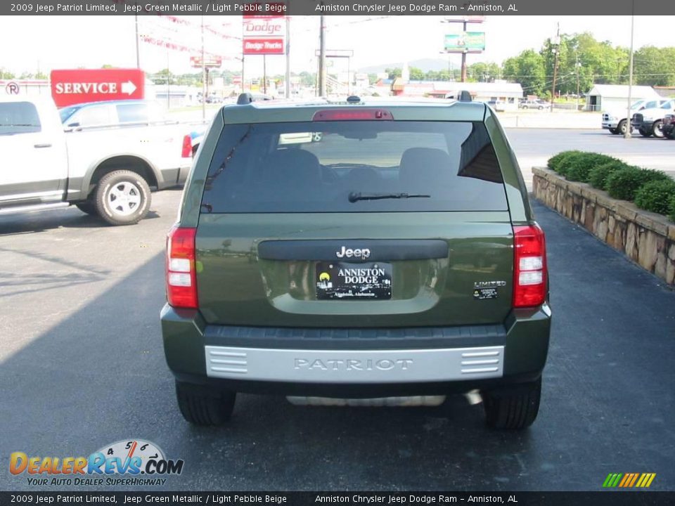 2009 Jeep Patriot Limited Jeep Green Metallic / Light Pebble Beige Photo #8