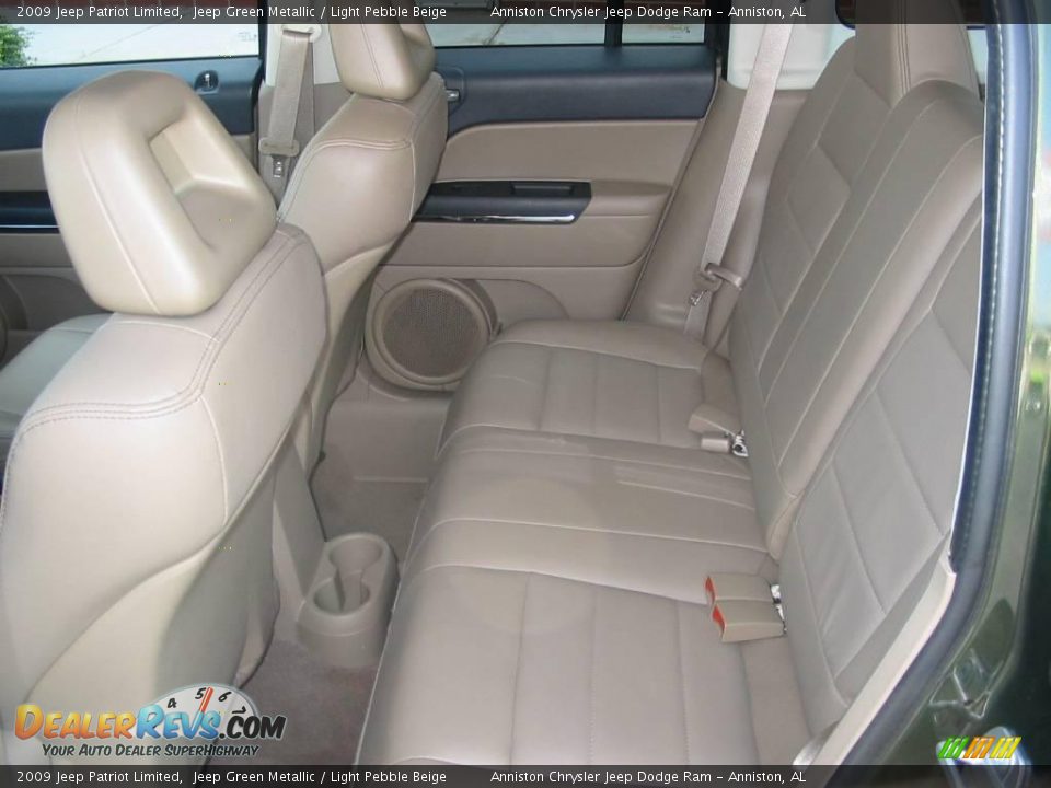 2009 Jeep Patriot Limited Jeep Green Metallic / Light Pebble Beige Photo #11