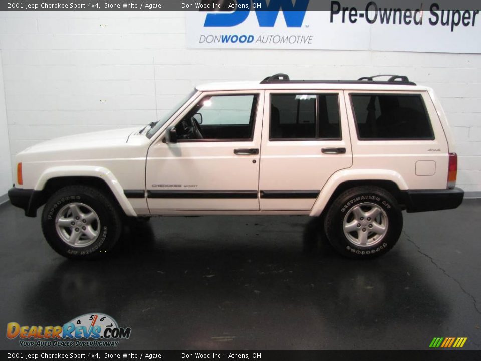 2001 Jeep Cherokee Sport 4x4 Stone White / Agate Photo #5