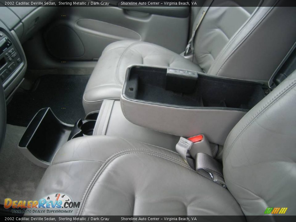 2002 Cadillac DeVille Sedan Sterling Metallic / Dark Gray Photo #18