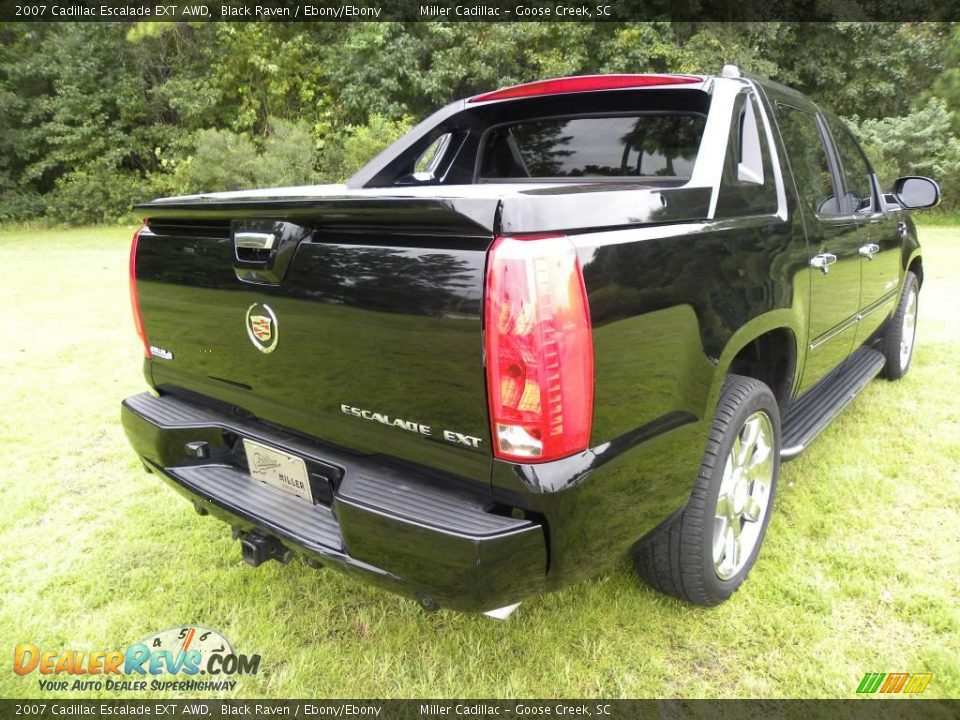 2007 Cadillac Escalade EXT AWD Black Raven / Ebony/Ebony Photo #16