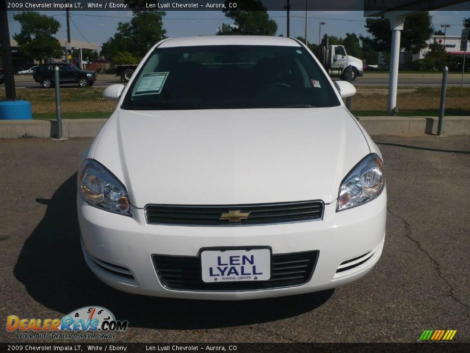 2009 Chevrolet Impala LT White / Ebony Photo #2
