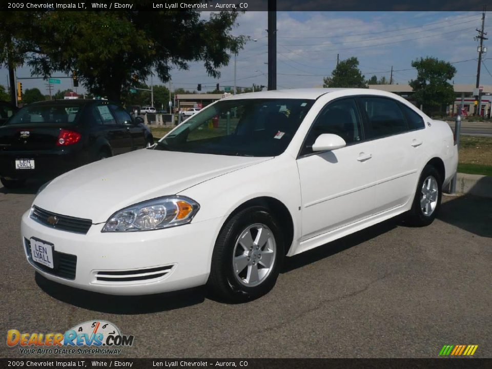 2009 Chevrolet Impala LT White / Ebony Photo #3