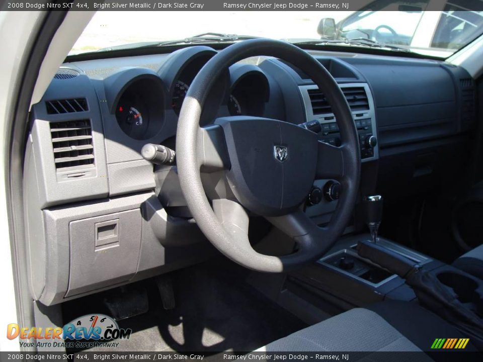 2008 Dodge Nitro SXT 4x4 Bright Silver Metallic / Dark Slate Gray Photo #9