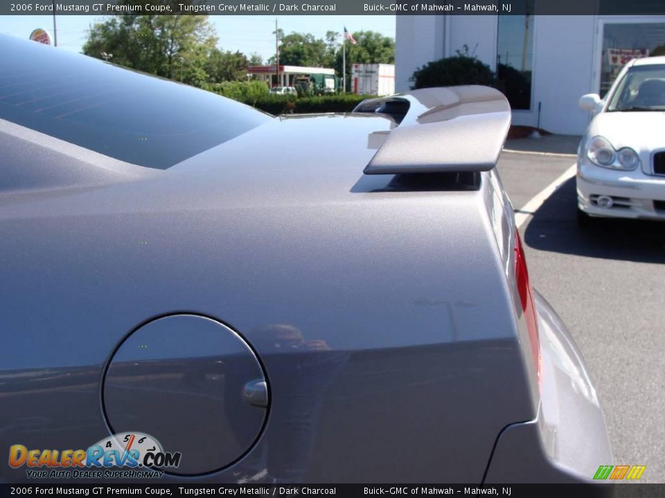 2006 Ford Mustang GT Premium Coupe Tungsten Grey Metallic / Dark Charcoal Photo #8