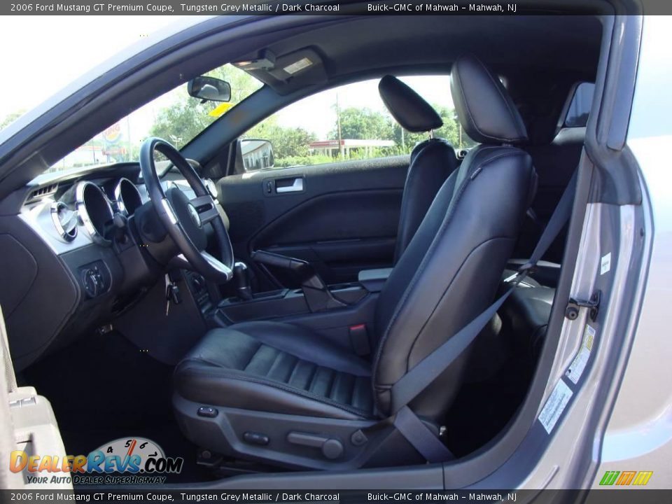 2006 Ford Mustang GT Premium Coupe Tungsten Grey Metallic / Dark Charcoal Photo #12