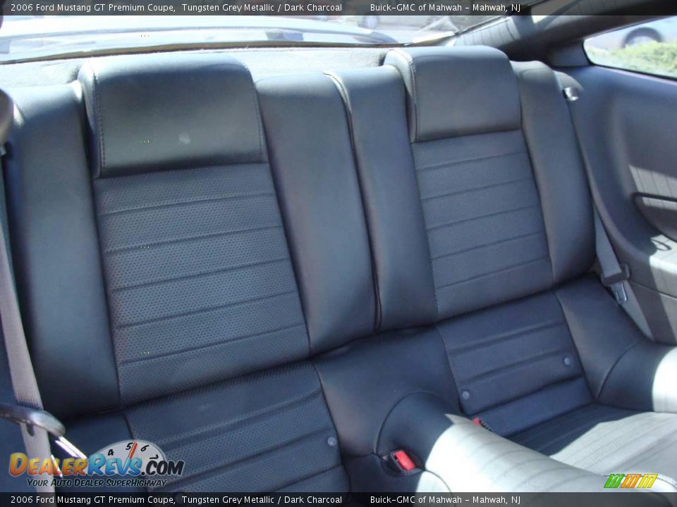 2006 Ford Mustang GT Premium Coupe Tungsten Grey Metallic / Dark Charcoal Photo #16