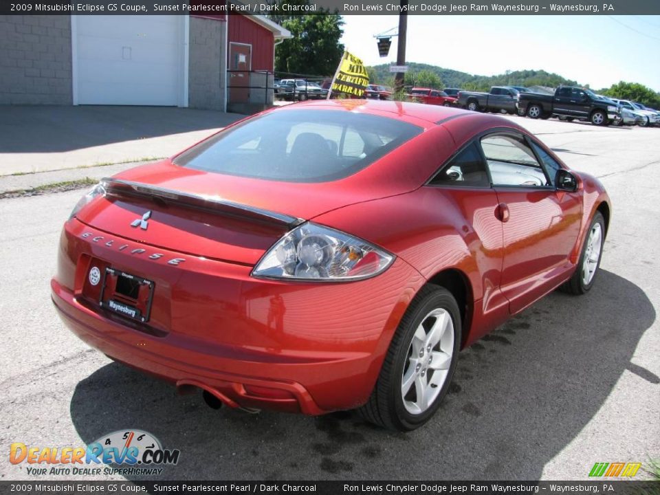 2009 Mitsubishi Eclipse GS Coupe Sunset Pearlescent Pearl / Dark Charcoal Photo #11