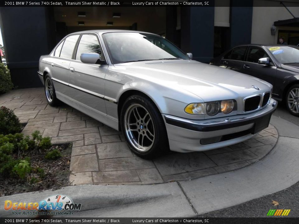 2001 BMW 7 Series 740i Sedan Titanium Silver Metallic / Black Photo #2
