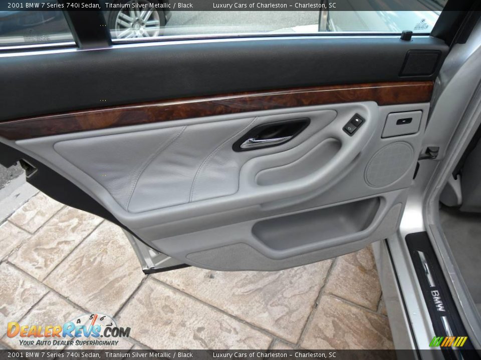 2001 BMW 7 Series 740i Sedan Titanium Silver Metallic / Black Photo #8
