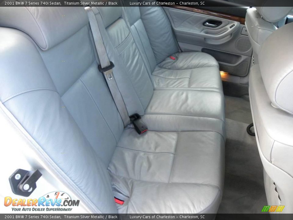 2001 BMW 7 Series 740i Sedan Titanium Silver Metallic / Black Photo #11