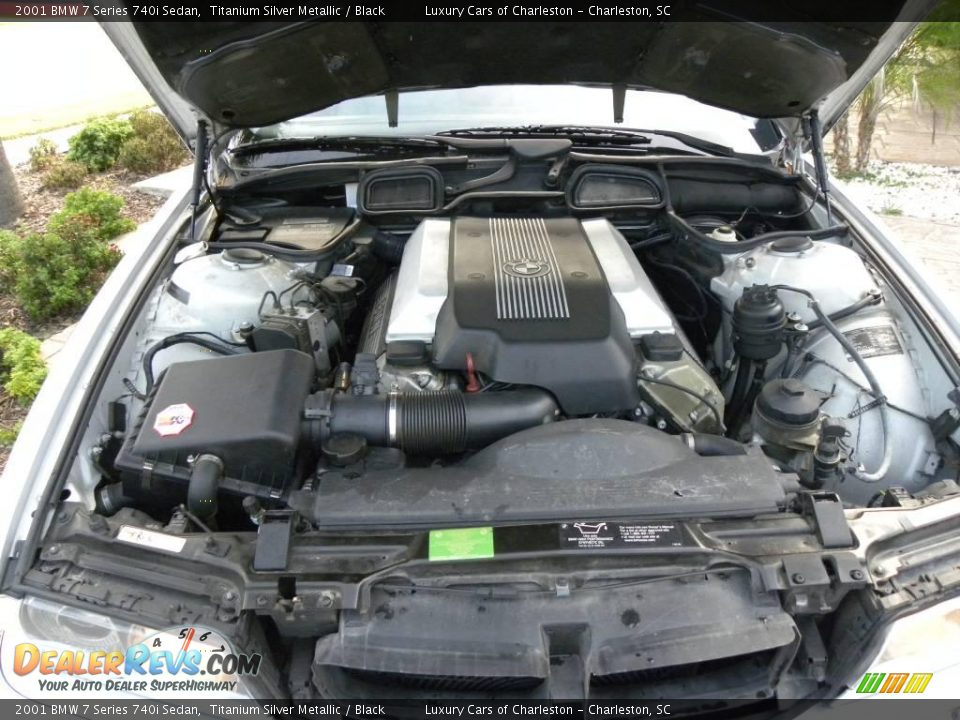 2001 BMW 7 Series 740i Sedan Titanium Silver Metallic / Black Photo #18