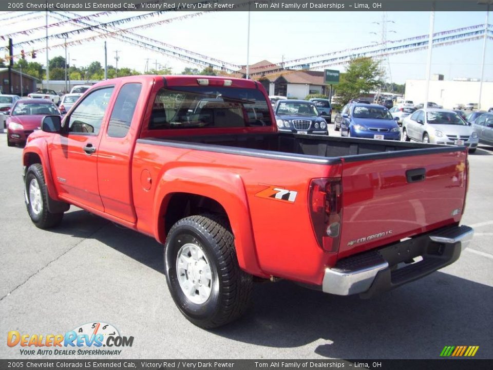 2005 Chevrolet Colorado LS Extended Cab Victory Red / Very Dark Pewter Photo #3