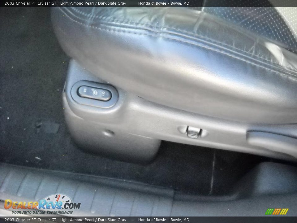 2003 Chrysler PT Cruiser GT Light Almond Pearl / Dark Slate Gray Photo #12