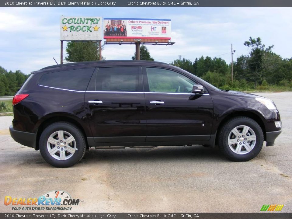 2010 Chevrolet Traverse LT Dark Cherry Metallic / Light Gray Photo #5