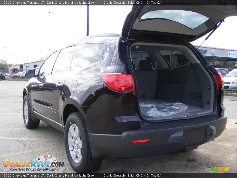 2010 Chevrolet Traverse LT Dark Cherry Metallic / Light Gray Photo #13