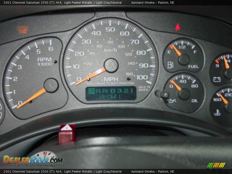 2001 Chevrolet Suburban 1500 Z71 4x4 Light Pewter Metallic / Light Gray/Neutral Photo #11