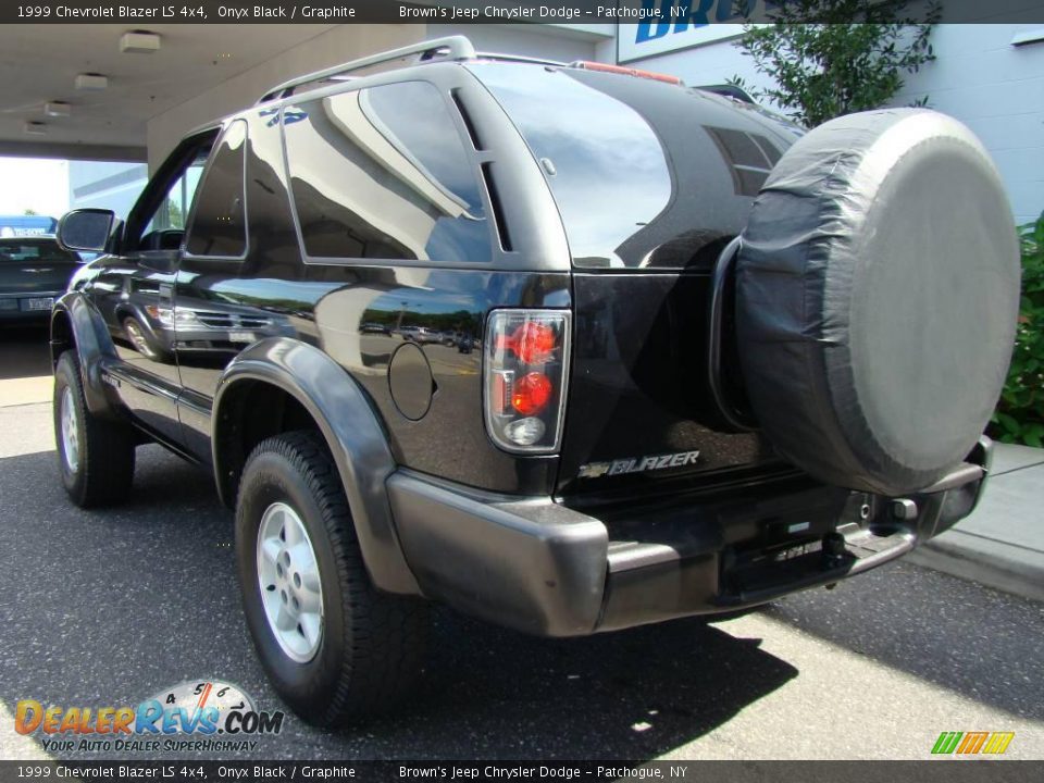 1999 Chevrolet Blazer LS 4x4 Onyx Black / Graphite Photo #4