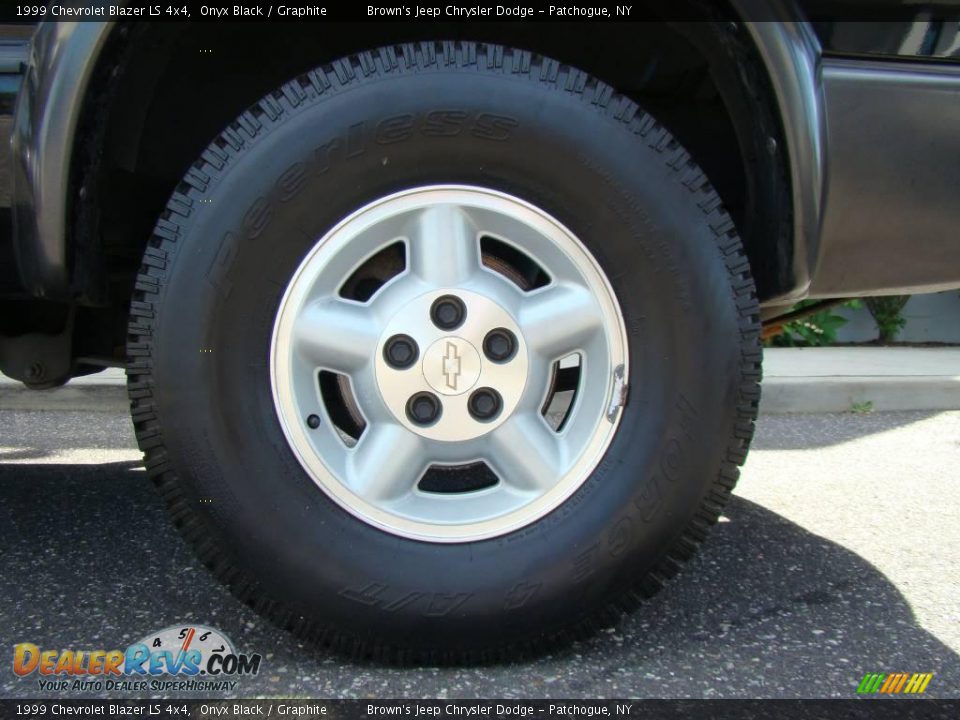 1999 Chevrolet Blazer LS 4x4 Onyx Black / Graphite Photo #6