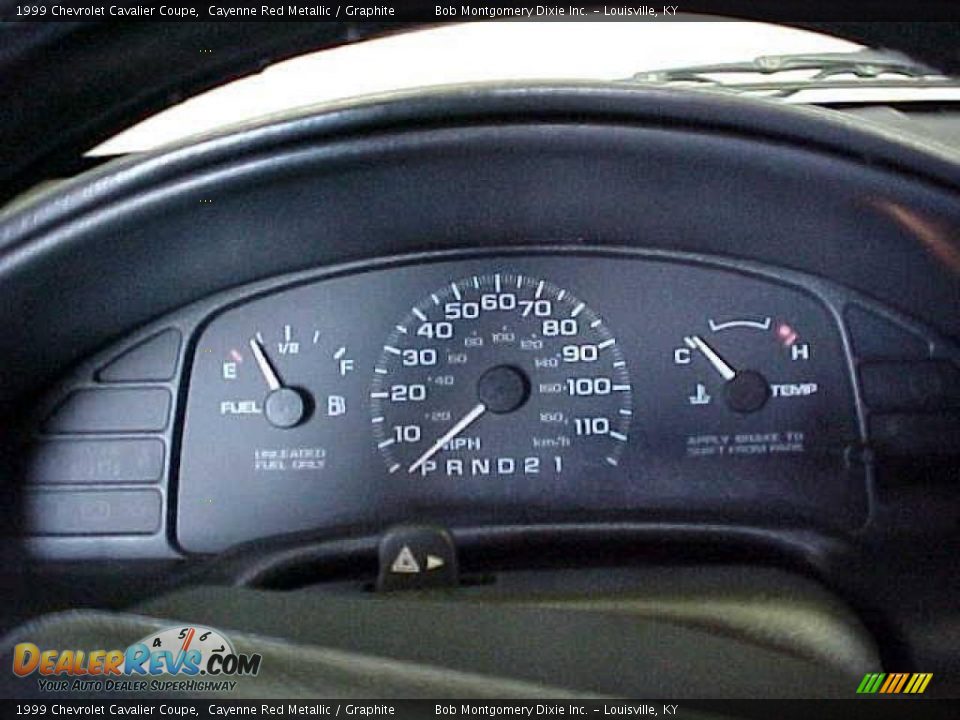 1999 Chevrolet Cavalier Coupe Cayenne Red Metallic / Graphite Photo #22