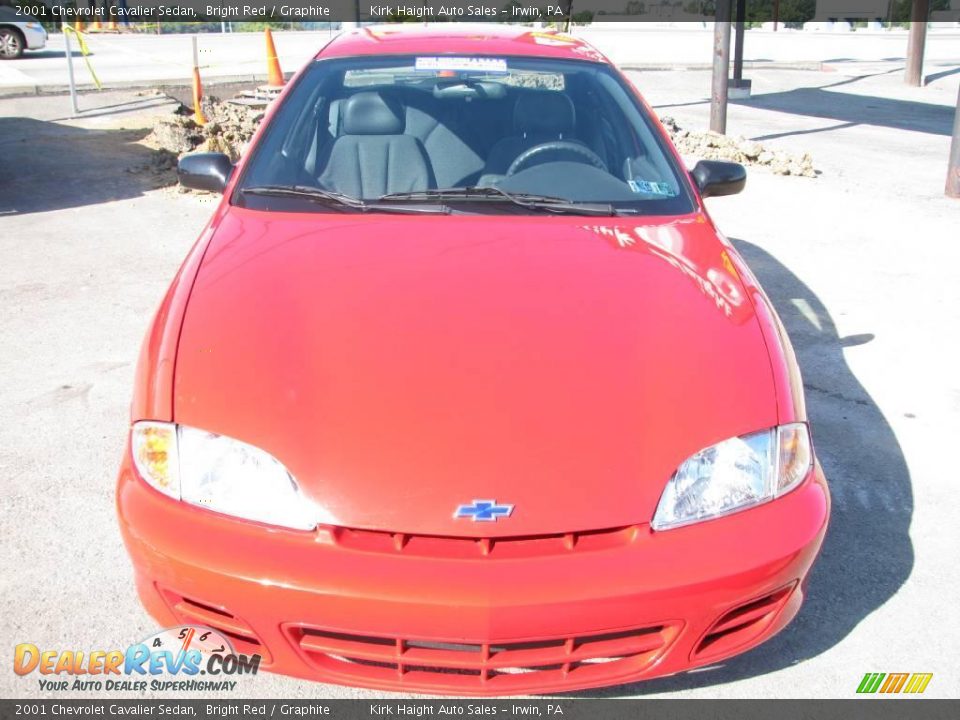 2001 Chevrolet Cavalier Sedan Bright Red / Graphite Photo #14