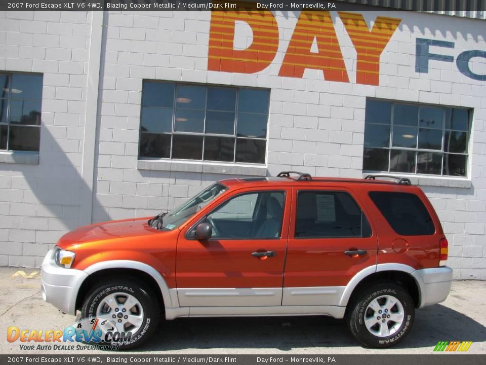 2007 Ford Escape XLT V6 4WD Blazing Copper Metallic / Medium/Dark Flint Photo #2