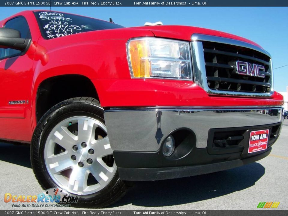 2007 GMC Sierra 1500 SLT Crew Cab 4x4 Fire Red / Ebony Black Photo #2