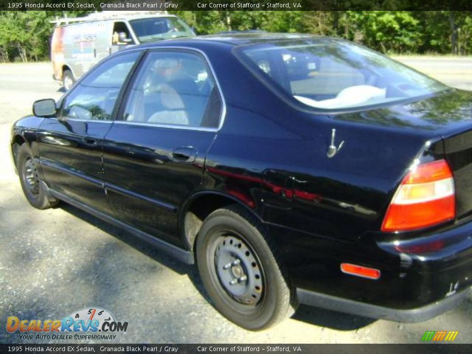 1995 Honda Accord EX Sedan Granada Black Pearl / Gray Photo #1