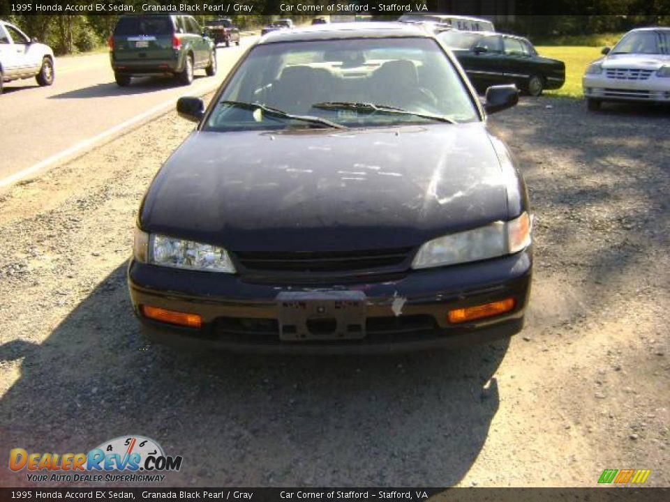 1995 Honda Accord EX Sedan Granada Black Pearl / Gray Photo #2