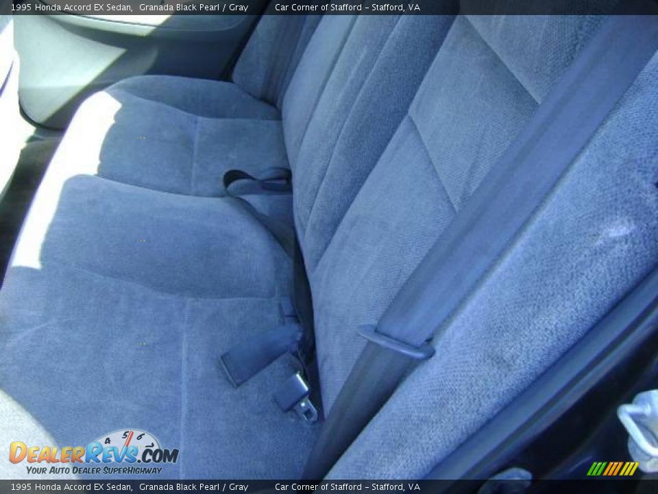 1995 Honda Accord EX Sedan Granada Black Pearl / Gray Photo #31
