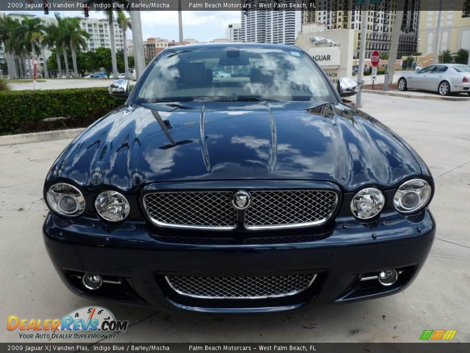 2009 Jaguar XJ Vanden Plas Indigo Blue / Barley/Mocha Photo #2
