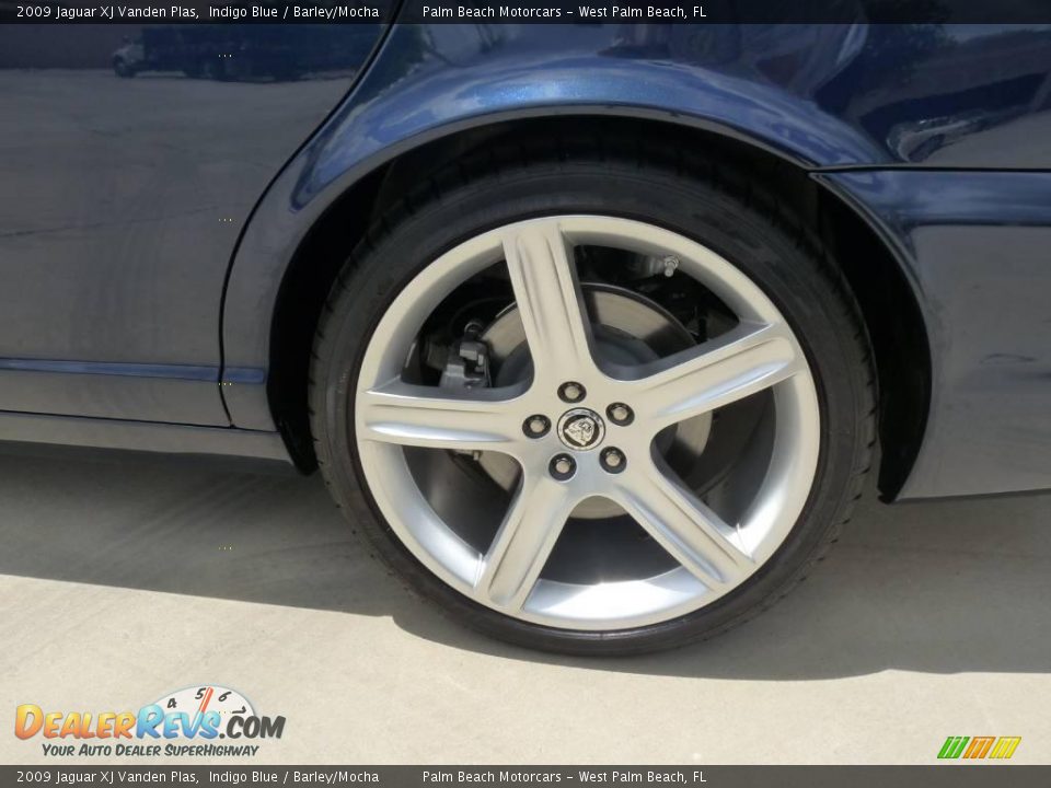 2009 Jaguar XJ Vanden Plas Indigo Blue / Barley/Mocha Photo #6