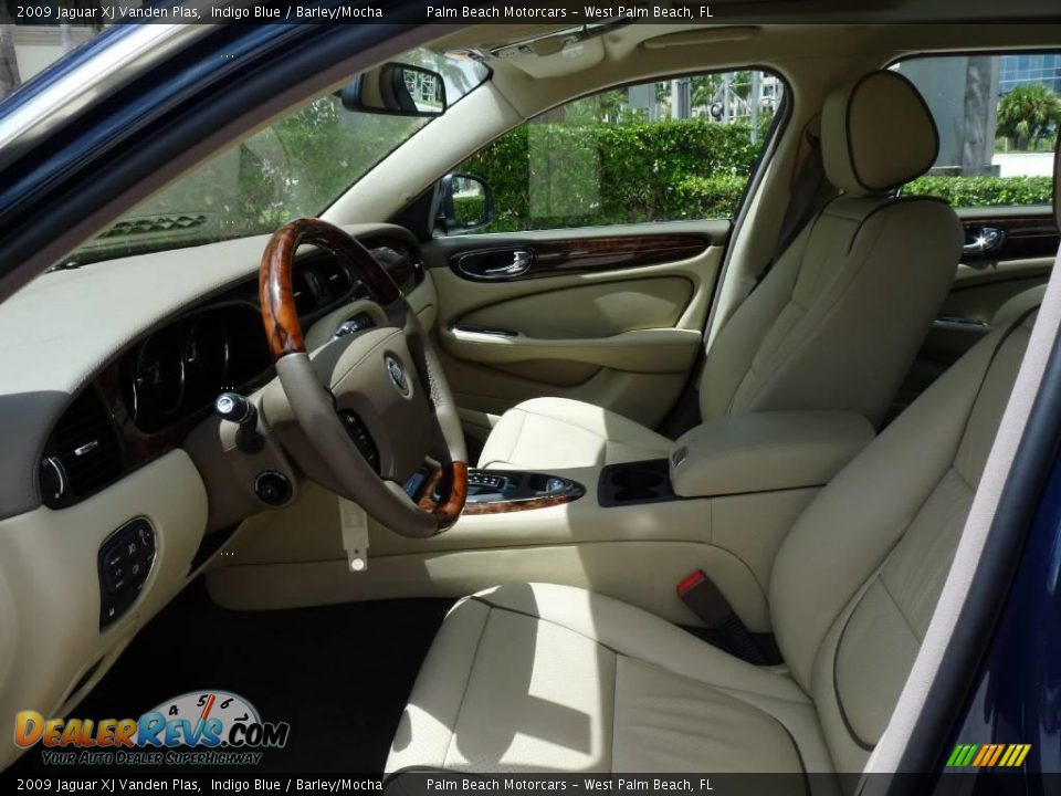 2009 Jaguar XJ Vanden Plas Indigo Blue / Barley/Mocha Photo #9