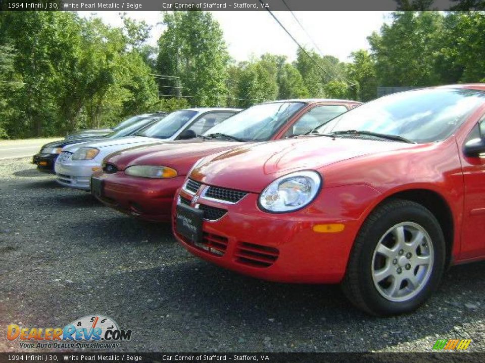 1994 Infiniti J 30 White Pearl Metallic / Beige Photo #7