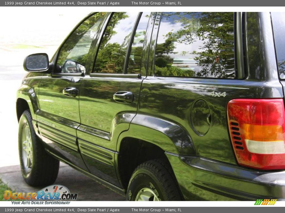 1999 Jeep Grand Cherokee Limited 4x4 Deep Slate Pearl / Agate Photo #23