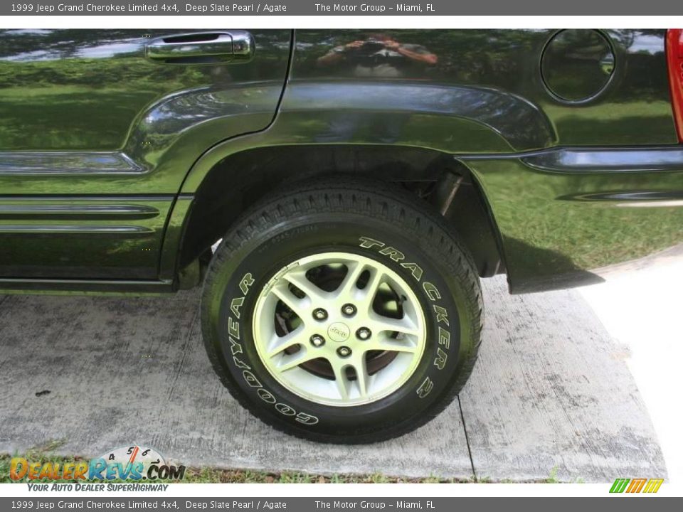 1999 Jeep Grand Cherokee Limited 4x4 Deep Slate Pearl / Agate Photo #28