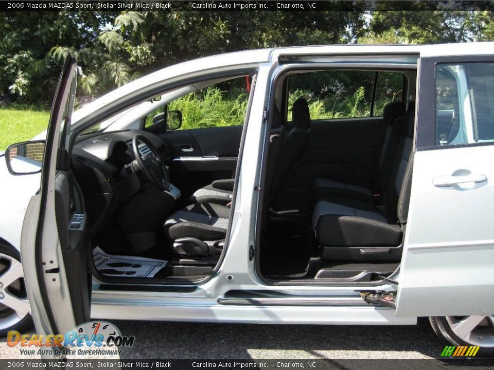 2006 Mazda MAZDA5 Sport Stellar Silver Mica / Black Photo #17