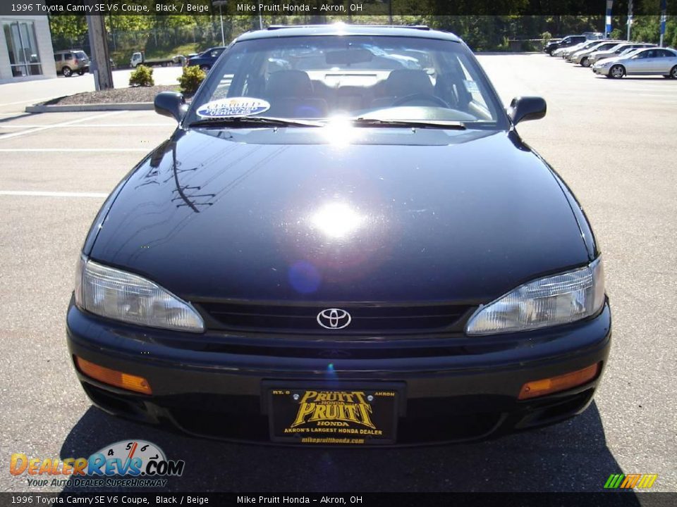 1996 Toyota Camry SE V6 Coupe Black / Beige Photo #8