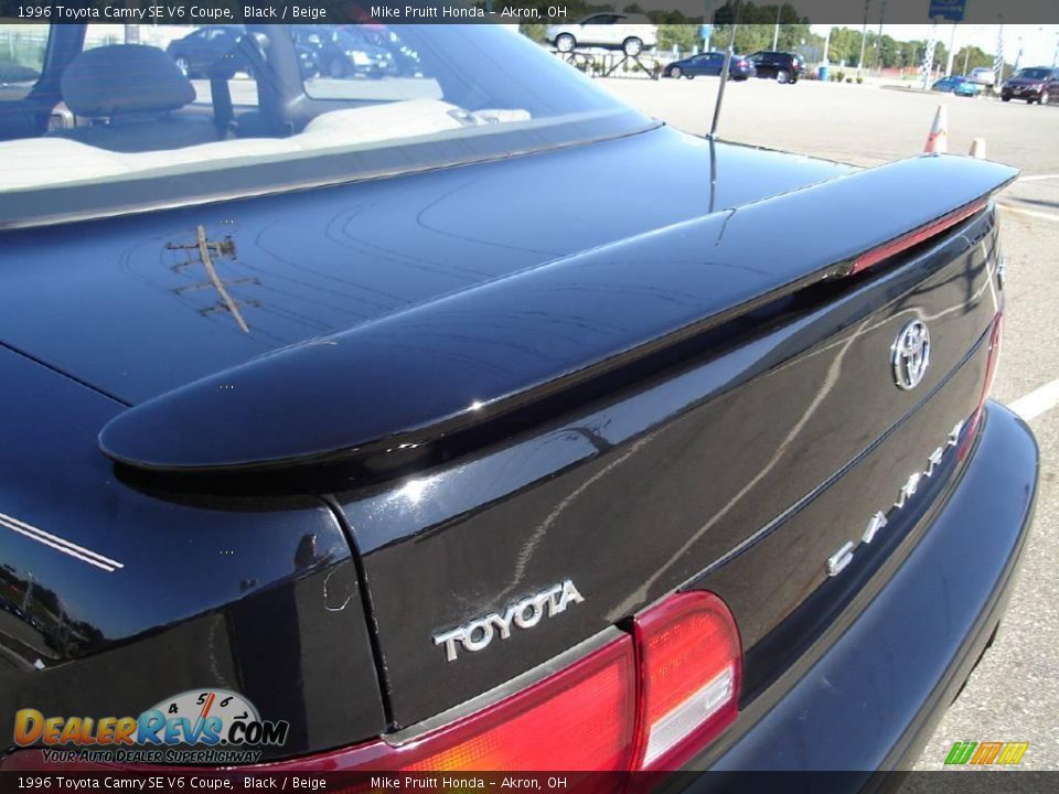 1996 Toyota Camry SE V6 Coupe Black / Beige Photo #13