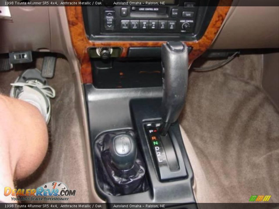 1998 Toyota 4Runner SR5 4x4 Anthracite Metallic / Oak Photo #14