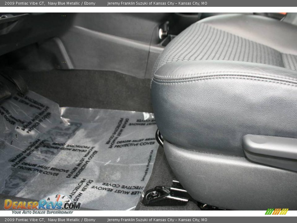 2009 Pontiac Vibe GT Navy Blue Metallic / Ebony Photo #16