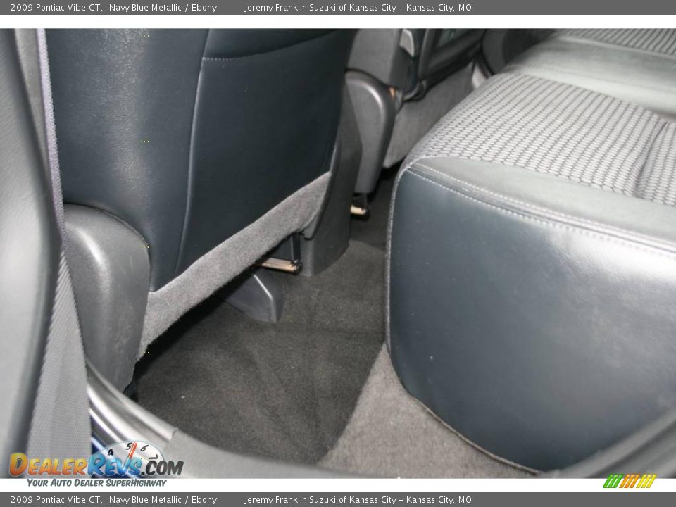 2009 Pontiac Vibe GT Navy Blue Metallic / Ebony Photo #21