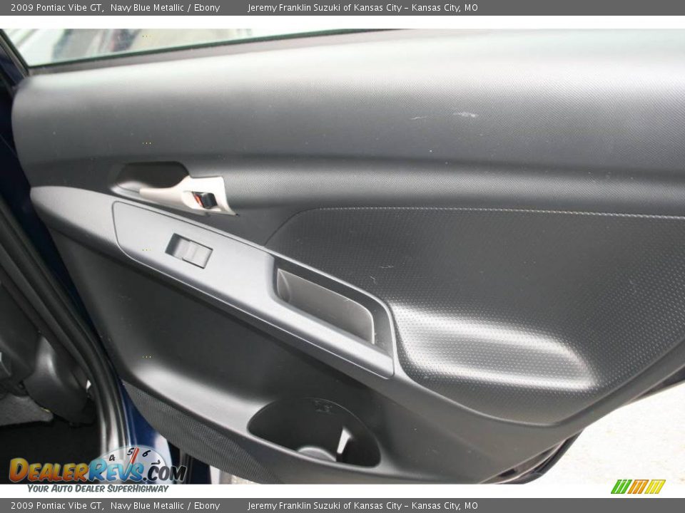 2009 Pontiac Vibe GT Navy Blue Metallic / Ebony Photo #26