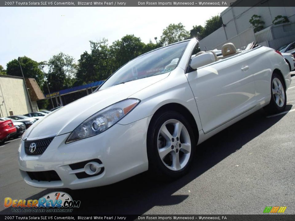 2007 Toyota Solara SLE V6 Convertible Blizzard White Pearl / Ivory Photo #2