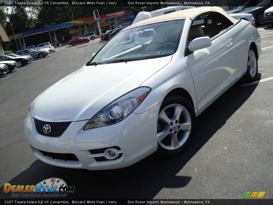 2007 Toyota Solara SLE V6 Convertible Blizzard White Pearl / Ivory Photo #32